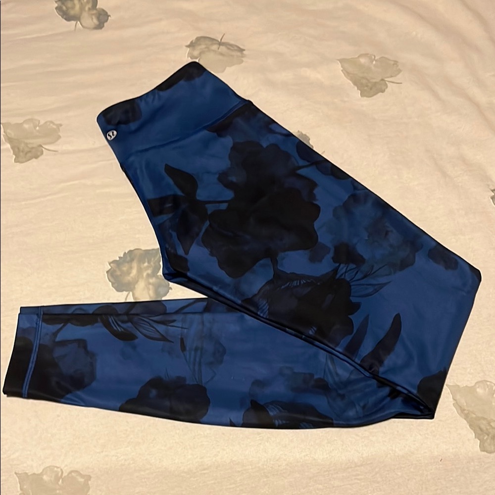 lululemon athletica Blue Floral Leggings